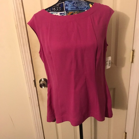 Top - Picture 5 of 6